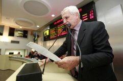 Valor mínimo da parcela do IPVA será 2 UPFs (R$ 110,46)