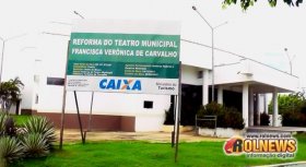 Teatro Municipal de Rolim de Moura permanece abandonado