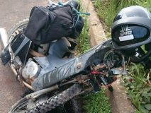 Piloto morre após bater motocicleta de frente com carro na BR 364
