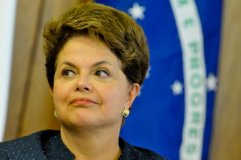 Caso seja afastada pelo Senado, Dilma receberá metade do salário