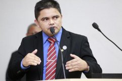 Deputado Jesuíno consegue sustar cobrança abusiva da Caerd