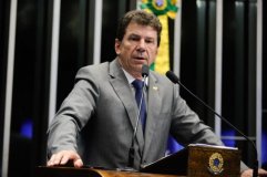 Ivo Cassol comemora sanção da 