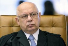 Teori Zavascki nega pedido do governo para anular impeachment