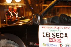 Lei seca flagra mais onze motoristas embriagados em Rolim de Moura