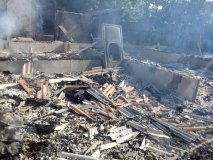 Homem morre carbonizado dentro de casa incendiada em Costa Marques