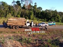 Motociclista morre ao colidir em traseira de caminhão na RO-383