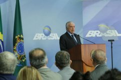 Temer autoriza uso de forças federais para desbloquear rodovias