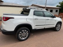 CLASSIFICADOS: Fiat toro Volcano Diesel, 2019