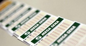 Mega-Sena acumula de novo e prêmio vai a R$ 135 milhões