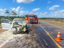 Irmãos morrem durante colisão entre carros na BR-346 em RO