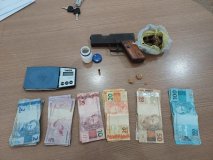 Homem foi preso por porte ilegal de arma de fogo, em Rolim de Moura