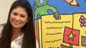 Marido matou a esposa e tentou matar a filha de 8 anos enquanto elas estavam...