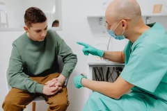 Por Que Médicos Precisam Pensar Como Empresários em 2025