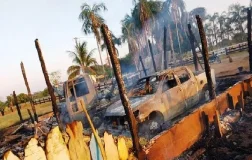 Incêndio de grandes proporções destrói barracão na zona rural de São...