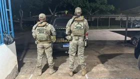 PF e PM cumprem mandado de prisão em ação de cooperação internacional com...