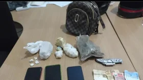 Rolim de Moura durante blitz “Lei Seca” PM prende mulher do CV com drogas e...