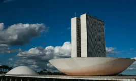 Câmara Federal publica edital de concurso público com inscrições em janeiro