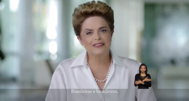 'Guerra' contra Aedes é complexa e exige engajamento, diz Dilma na TV