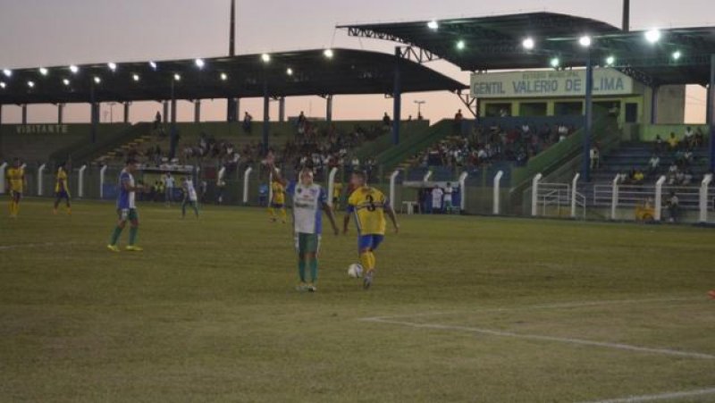 No final, Rolim de Moura arranca empata com o Ariquemes