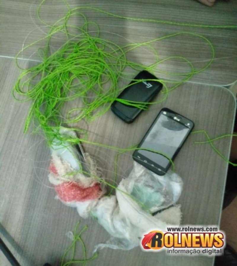 Quatro telefones foram apreendidos no presídio de Cacoal