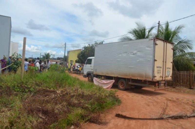 Irmãos morrem atropelados em Cacoal