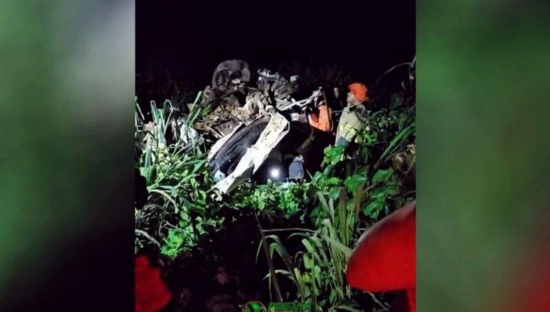 Motorista fica preso às ferragens em colisão frontal na Rodovia 387 em Pimenta Bueno