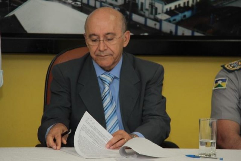 Acabou a Paz:Governo exonera todos os membros de Secretaria