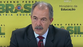 Metade do ensino superior bancado pelo governo atende lei de cotas