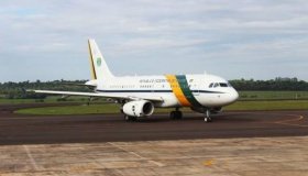 Avião que trazia presidente Dilma quase cai após passar por turbulência no...