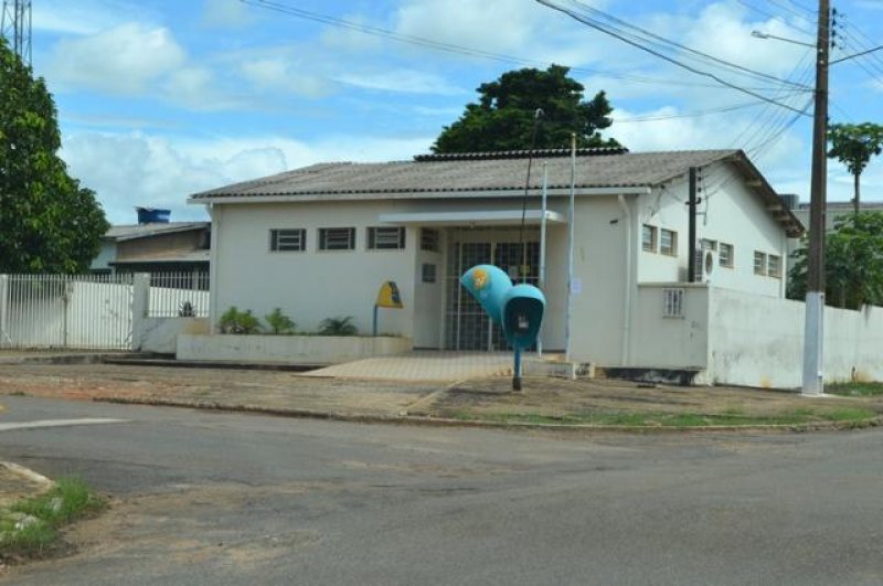 Bandidos arrombam porta e cofre da Agência dos Correios em Alta Floresta