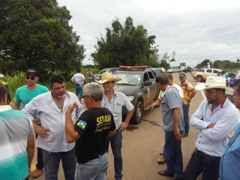 Conflito Agrário: Integrantes dos Sem Terra ameaçam invadir fazenda em São Francisco