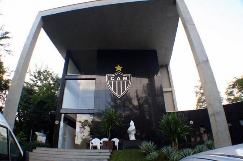 Escolinha Rolim encaminha mais quatro jogadores para avaliação no Atlético Mineiro