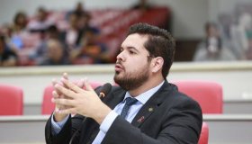 Jean Oliveira cobra sinalização na estrada RO 383