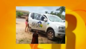 Mulher com roupa curta é flagrada em carro da Lei Seca na BR; órgão diz que...
