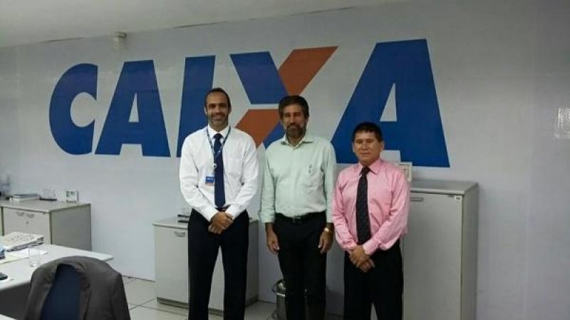 Senador Valdir Raupp trata na CEF/Rondônia sobre convênios com prefeituras e saneamento básico da capital