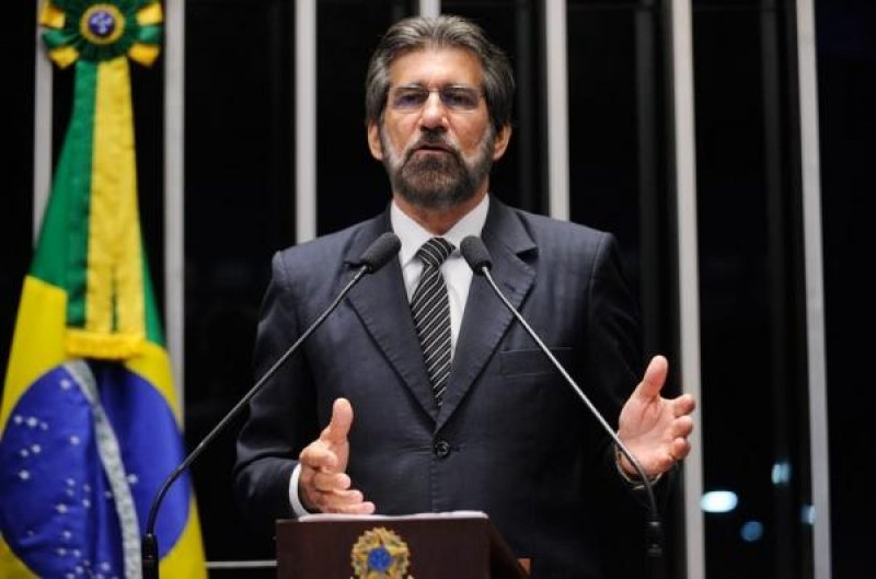 Valdir Raupp defende melhor preço para arroba do boi em Rondônia