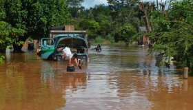 Cheia histórica deixa várias famílias desabrigadas em Jaru