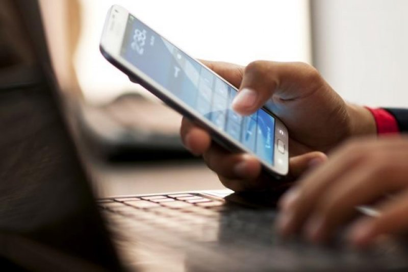 Dono de celular roubado poderá pedir bloqueio na delegacia, diz Anatel