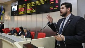 Jean Oliveira reafirma cobrança do muro de arrimo de contenção na margem do...
