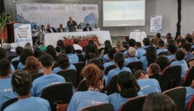 Mais de 3 mil estudantes do ensino médio terão acesso a aulas digitais em...
