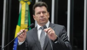 Senador Ivo Cassol pede Dia Nacional contra o Câncer para reivindicar...