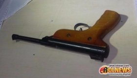 Suspeitos de Roubo são abordados e PM encontra arma calibre 22, em Porto Velho
