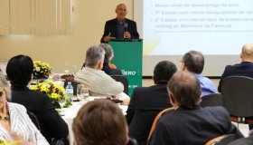 A empresários, Confúcio Moura diz que o estado de Rondônia está plenamente...