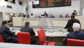 Aprovado projeto de gratificação a servidores do Executivo