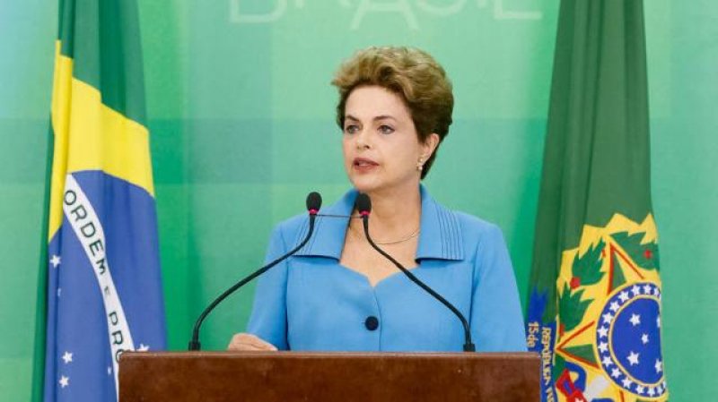 Dilma diz que se defenderá até o fim no Senado e fala em golpe de Estado