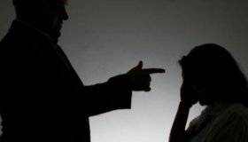 Funcionária de loja de móveis registra ocorrência contra o gerente, em...