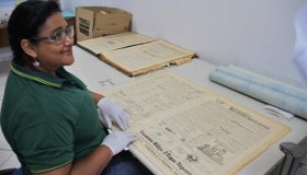 Museu começa digitalização de jornais, fotos, mapas e documentos que revelam...