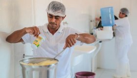 Rolim de Moura inaugura agroindústria de produção de suco com apoio da Emater