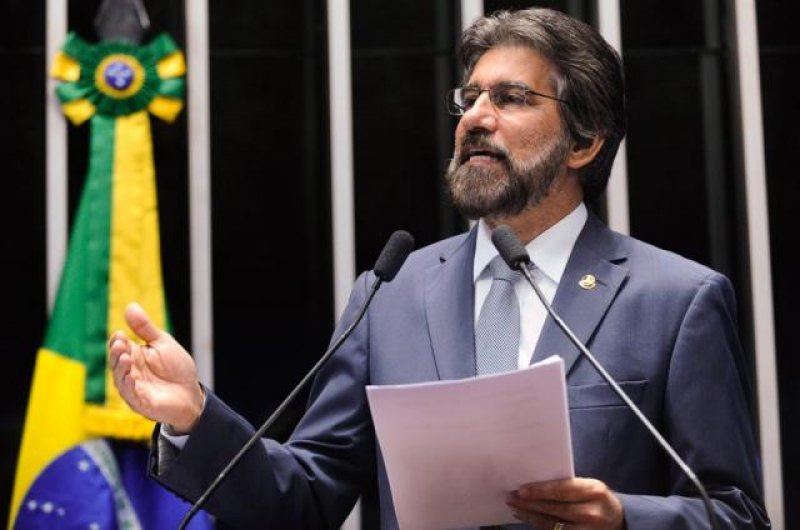 Senador Valdir Raupp afirma que país pode voltar a crescer com Michel Temer na Presidência