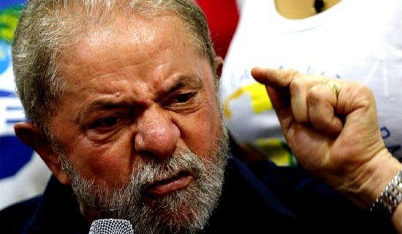 STF adia julgamento sobre posse de Lula na Casa Civil